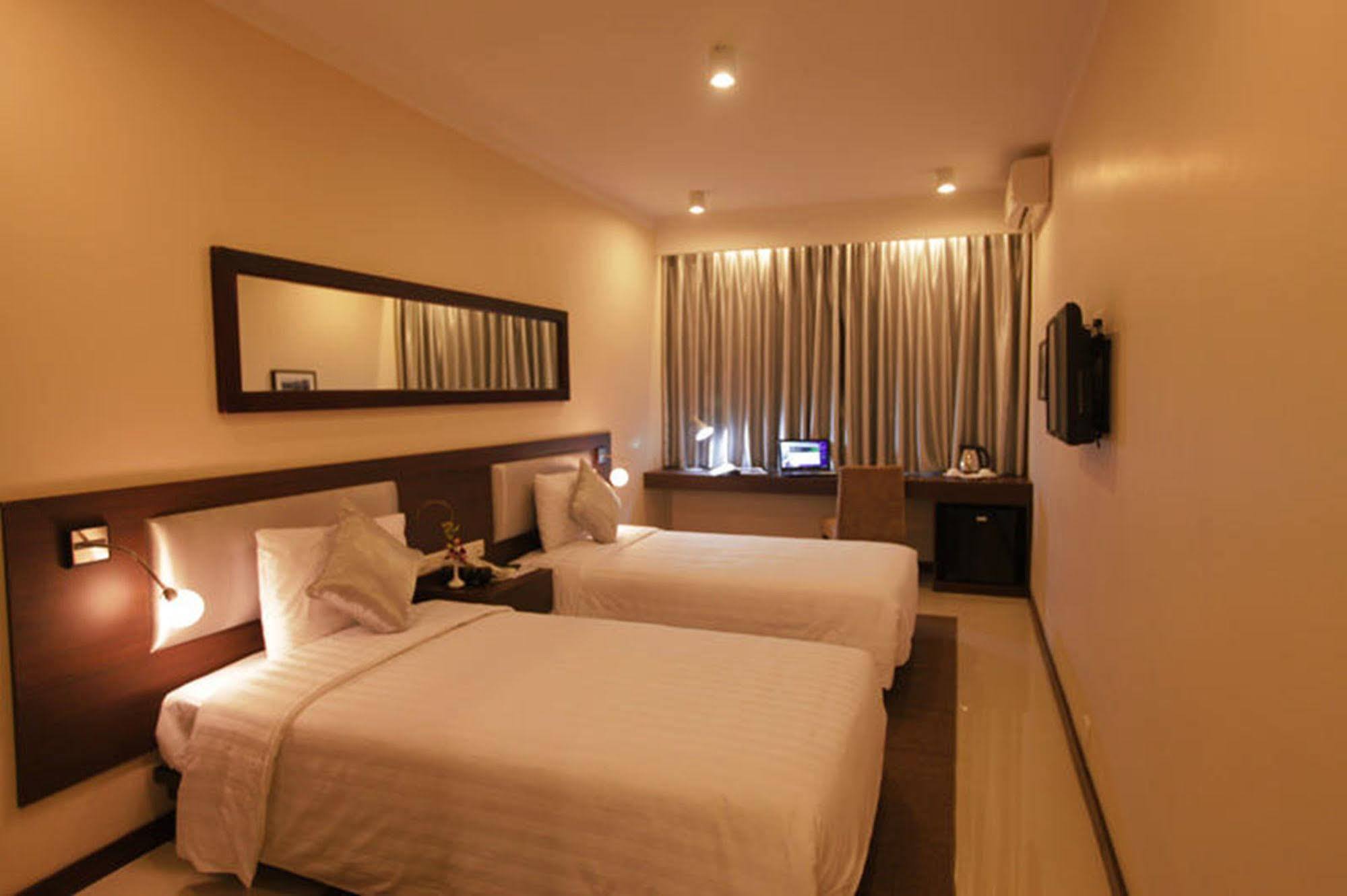 Hong Ha Hotel Hanoi Luaran gambar